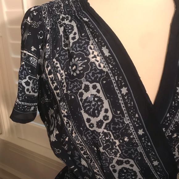 Lucky Brand Bandanna Print Wrap Top - Picture 5 of 6